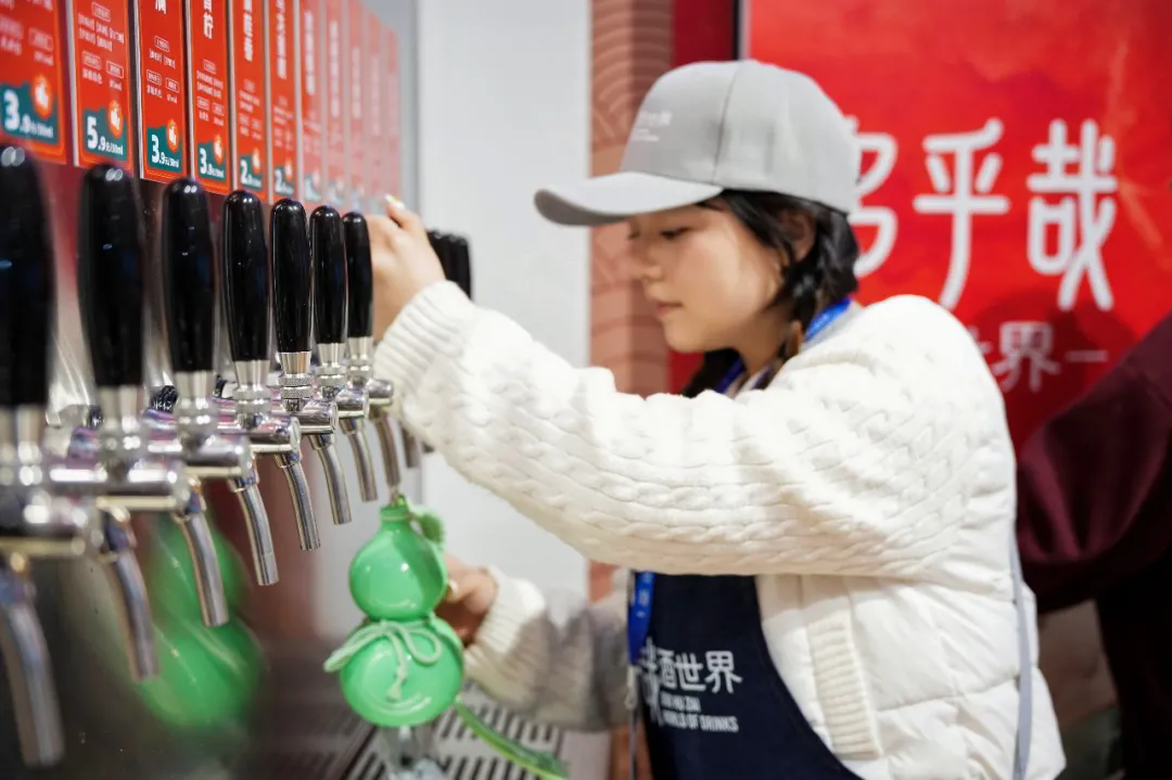 1773996453750509.png 4640.webp.png