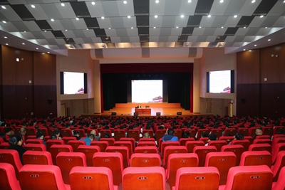 图为：10月10日，开封市司法局举办全市2019年度行政执法人员综合法律知识培训班。.JPG