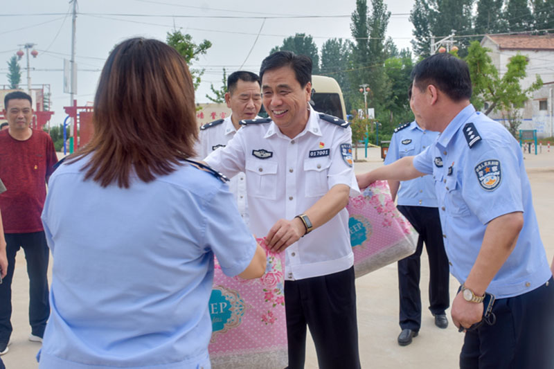 2_wps图片.jpg