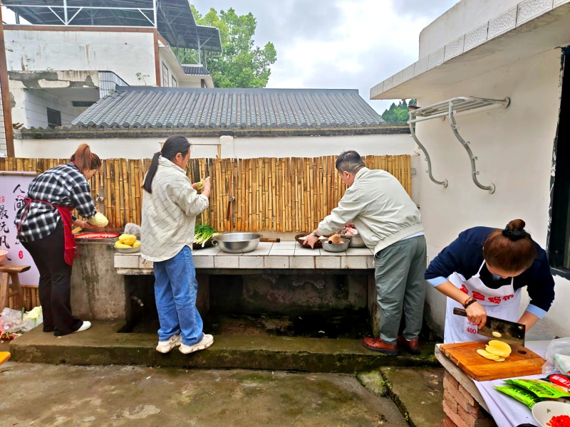 1775787116844183.jpg 2.jpg