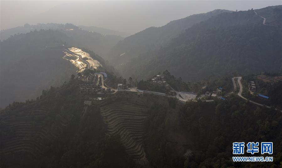 （脱贫攻坚·扶贫印记）（15）大头村脱贫了