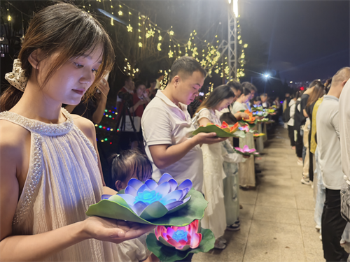 1759215745310833.png 图片12.png